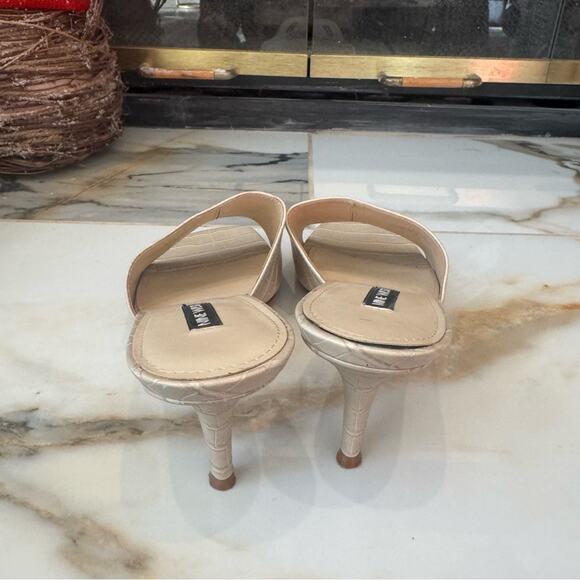 Nine West Women’s Croco Embossed Beige Mules Slides Heels Pumps Size 9.5 - Picture 7 of 9